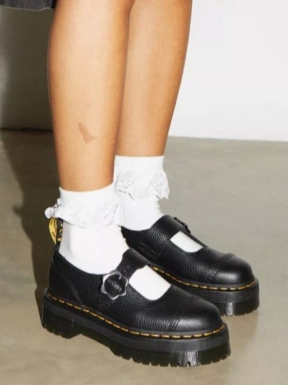 Dr. Martens Addina Quad Flower Buckle Platform Mary Jane Shoes  Sz 10 like new